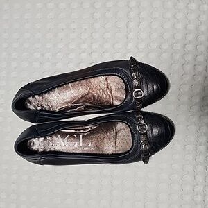 AGL Attilio Giusti Leombruni made in Italy Navy Blue Leather ballet fla Sz38